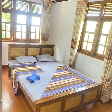 Bed and Breakfast Happy Feet Diyaluma Koslanda Exterior foto